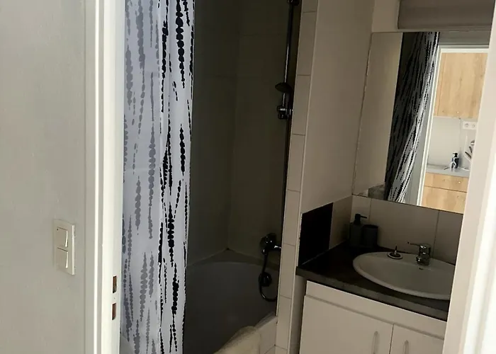 Cozy For 2 People Downtown